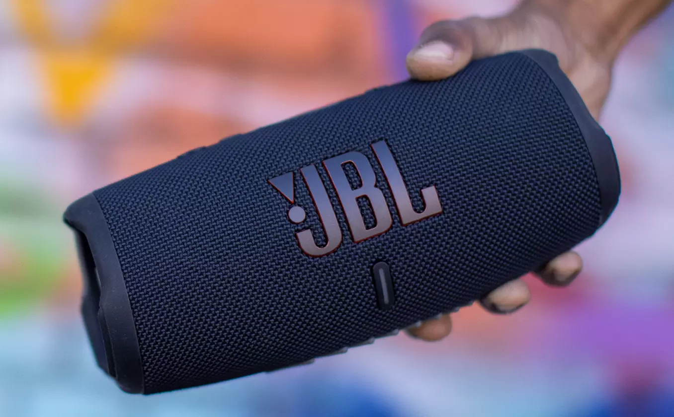 JBL Charge 5 in uae.