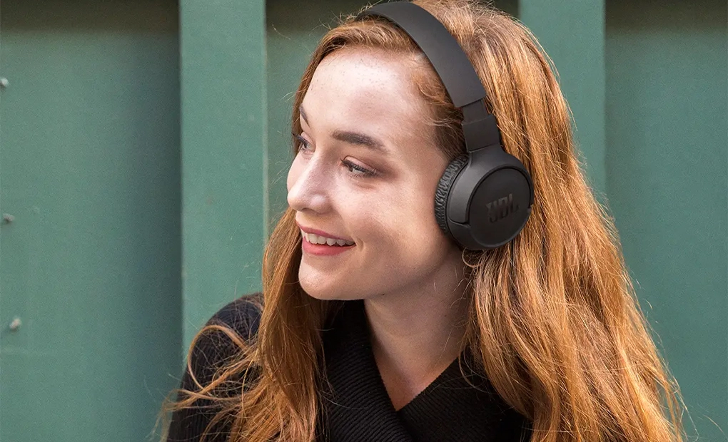 Affordable and compact JBL Tune 510BT headphones from Buytronics in Dubai, UAE. 