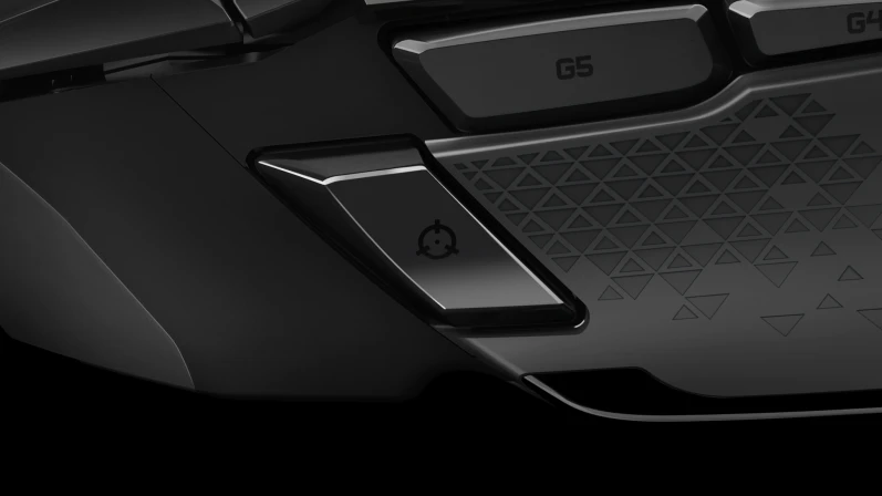 Logitech G502 HERO gaming mouse available at Buytronics in Dubai, featuring adjustable DPI settings for enhanced accuracy and responsiveness.