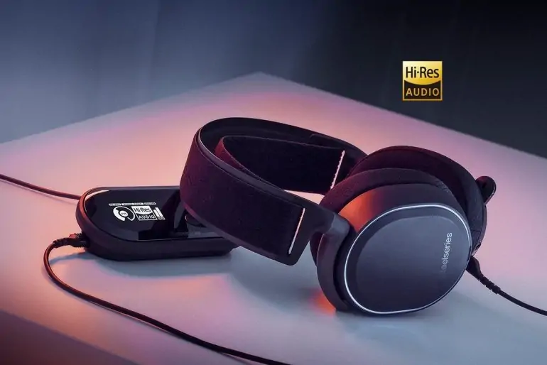 Enhance your gaming experience with the Black SteelSeries Arctis Pro headset available at Buytronics, Dubai's leading tech destination.