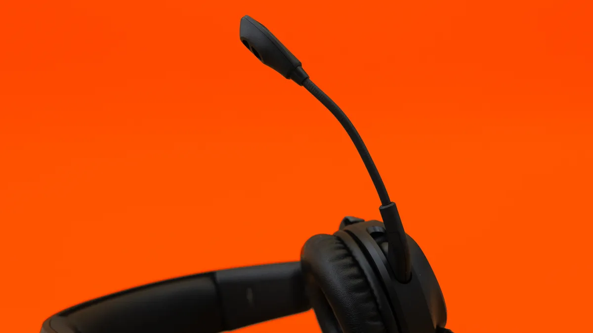 Immerse yourself in gaming with the HyperX Cloud Stinger 2 available at Buytronics in Dubai, UAE. 