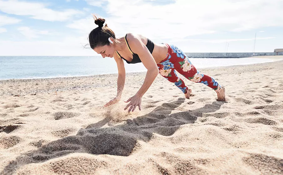 Stay motivated during your workouts with the JBL Endurance Peak 3, available for purchase at Buytronics in Dubai, UAE. 