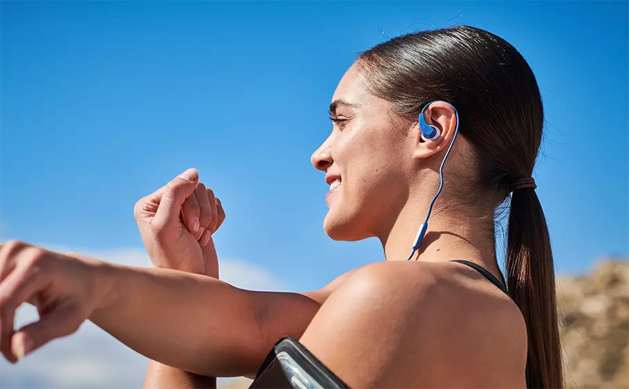 JBL Endurance Run: Affordable earphones for active lifestyles available at Buytronics in Dubai, UAE.
