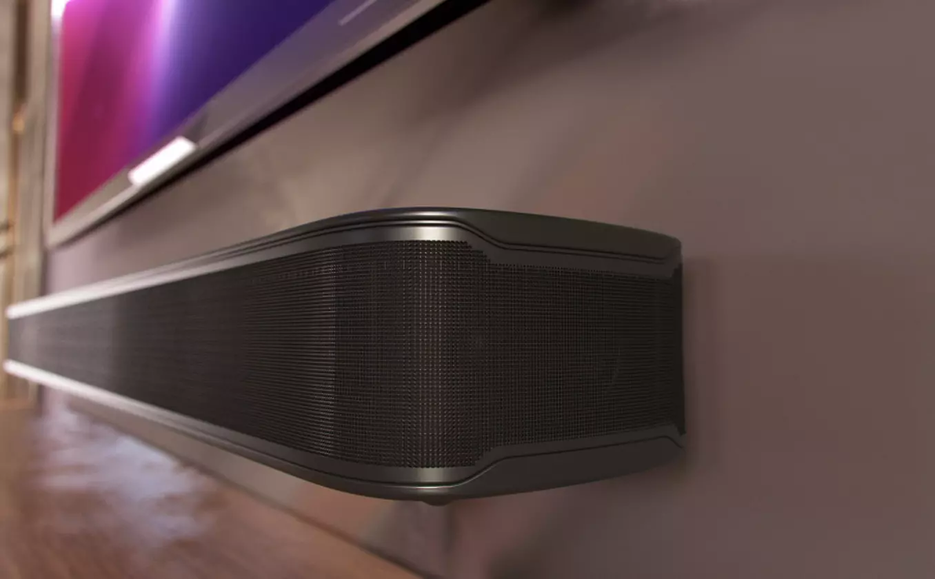 Immerse yourself in rich sound with the JBL BAR 5.0 MULTIBEAM soundbar from Buytronics in Dubai, UAE.