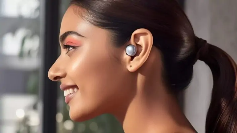 "Compact and portable design for on-the-go convenience with Samsung Galaxy Buds 3"