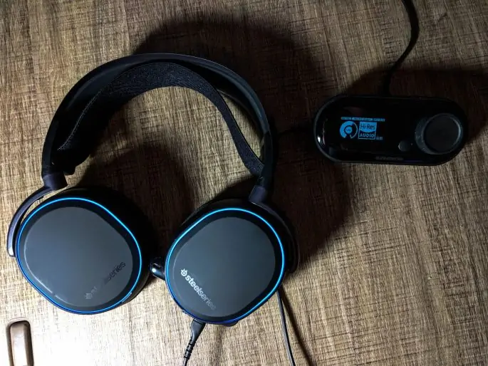 "Immerse yourself in superior sound quality with the Black SteelSeries Arctis Pro headset - now available at Buytronics, Dubai's premier electronics store.