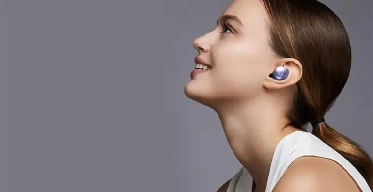 "Immerse yourself in high-quality sound with Samsung Galaxy Buds 3"