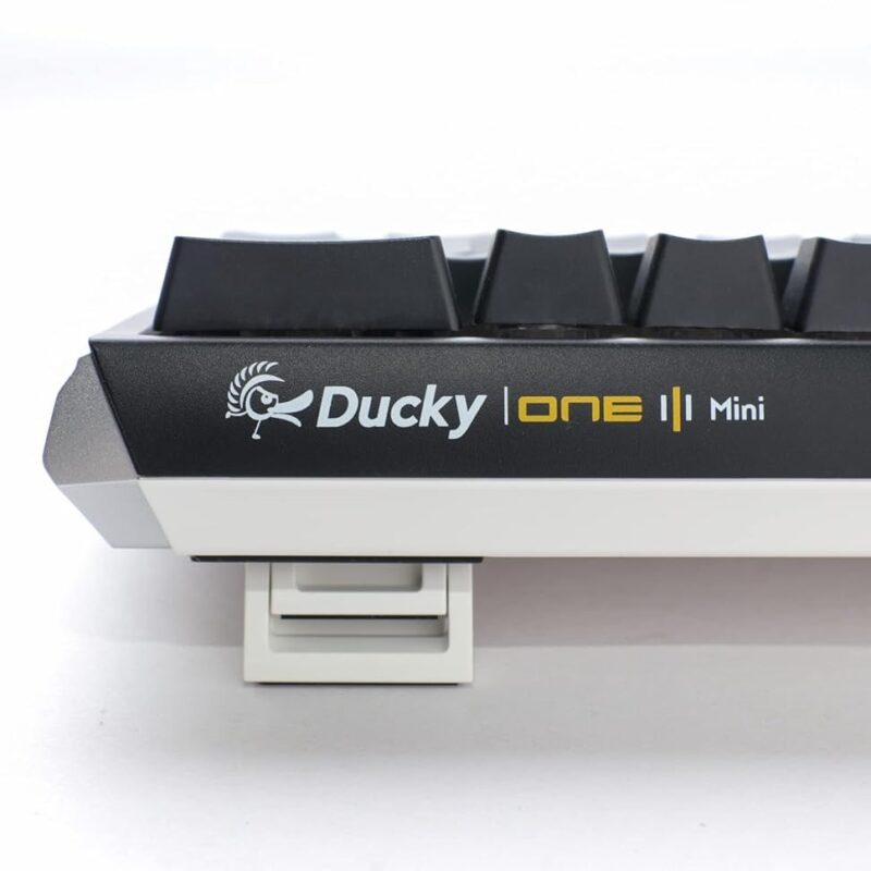 Ducky One 3 Classic Black/White Mini 60% Cherry Blue Key Arabic - Image 3