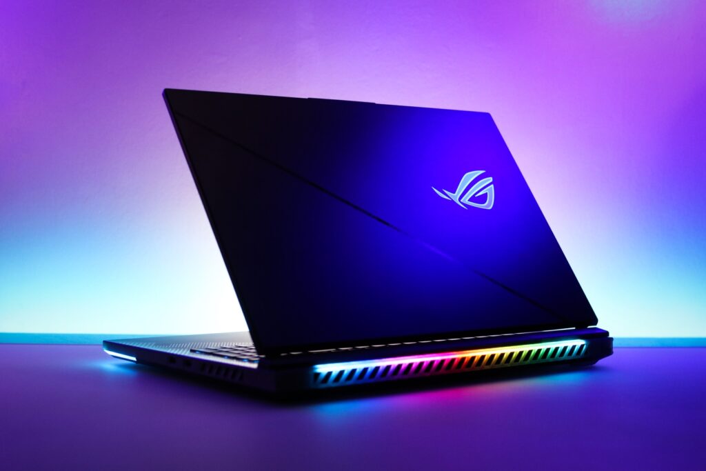 buytronics-ASUS ROG Strix G16 Intel Core i9-14900HX 32GB RAM 1TB SSD Gaming Laptop (G614JZR-I9321G)