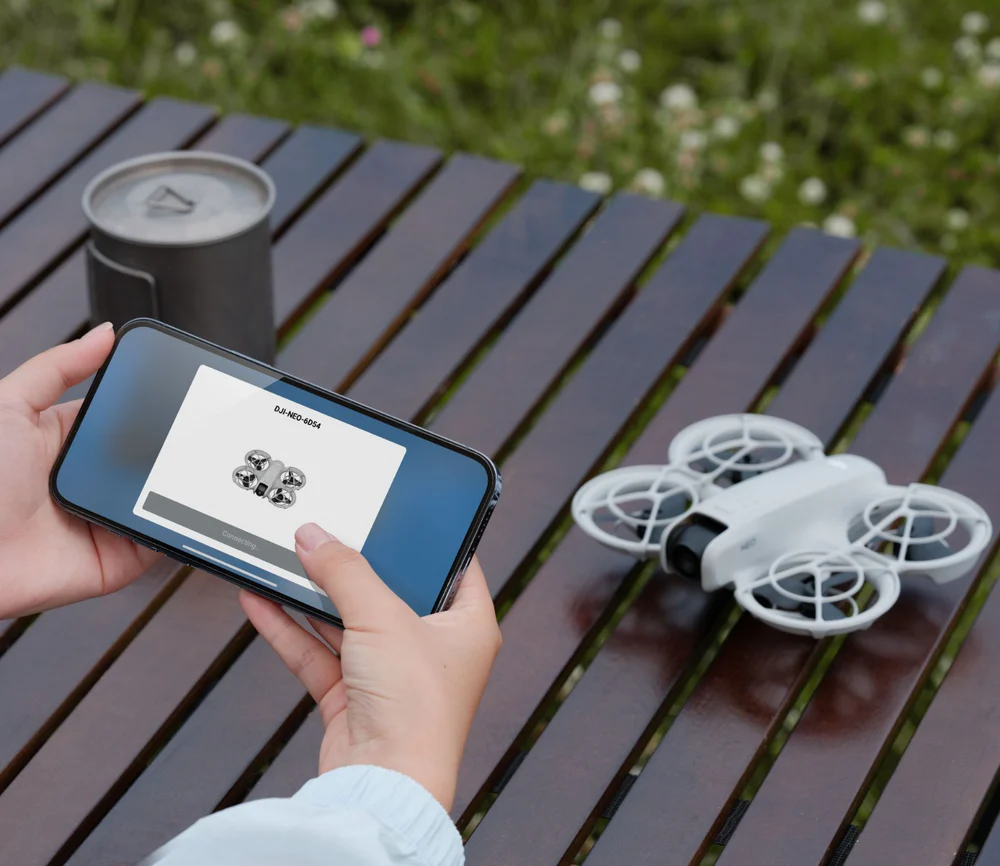 buytronics-DJI Neo Drone Motion Fly More Combo