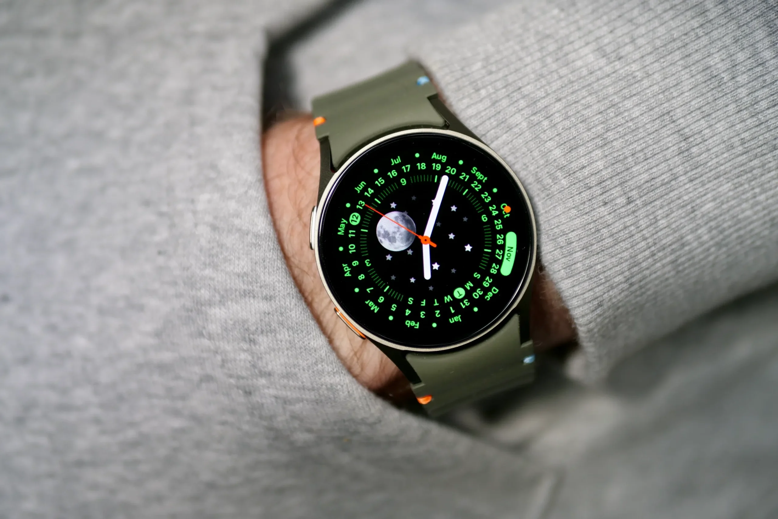 buytronics-Samsung Galaxy smart Watch 7 Bluetooth L300 (LTE, 40mm)