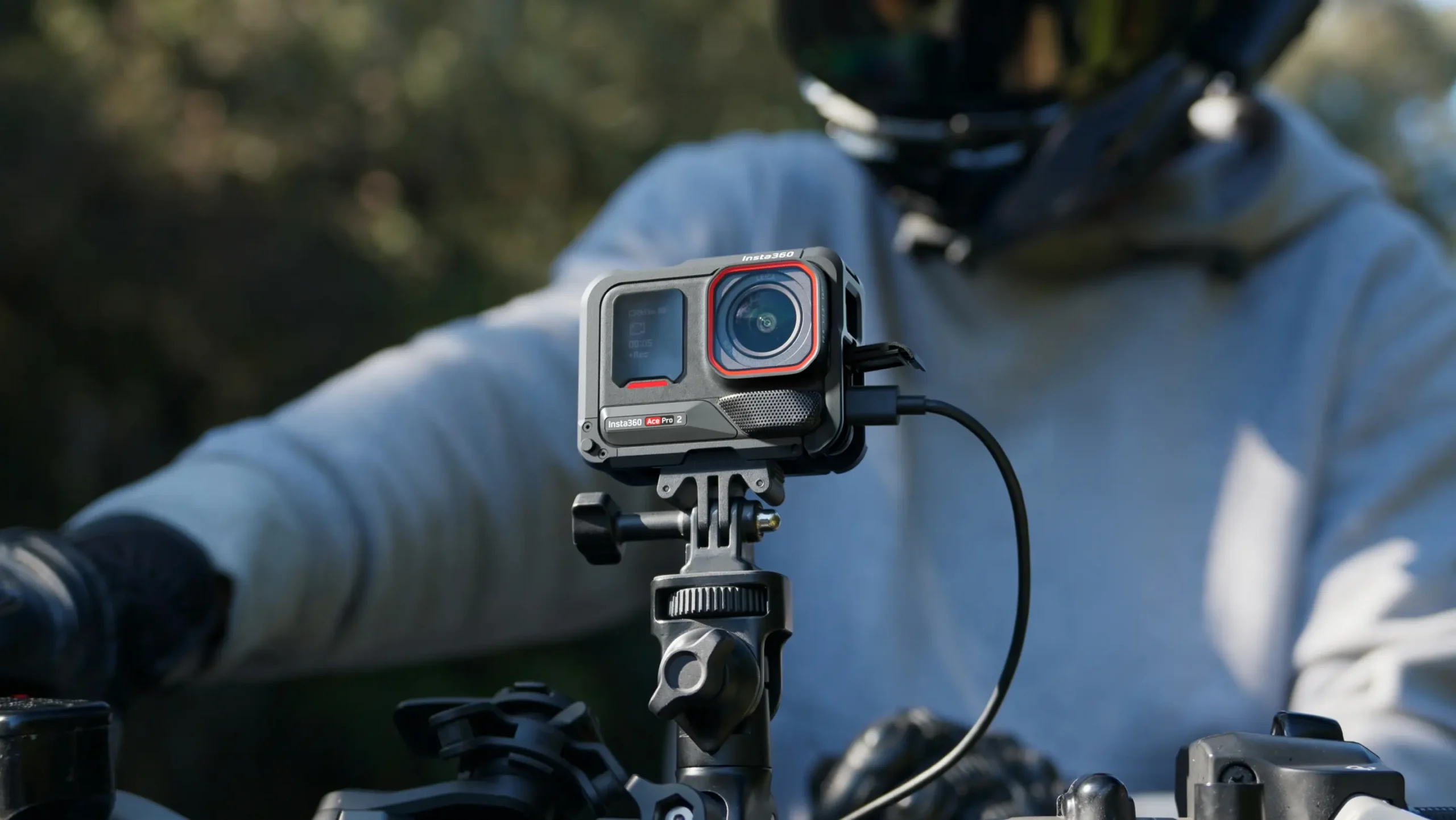 buytronics-Insta360 Ace Pro 2 Action Camera Standard Bundle