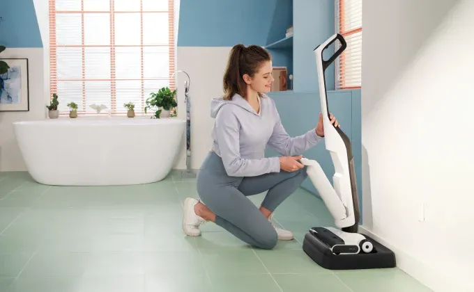 buytronics-Roborock Flexi Lite Wet Dry Vacuum Cleaner Cordless