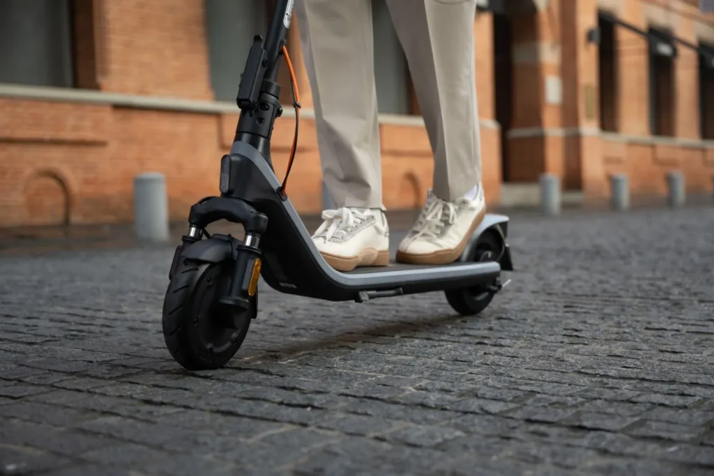 Ninebot KickScooter E2 Plus Powered by Segway Speed up to 25kmhr Typical Range to 20km